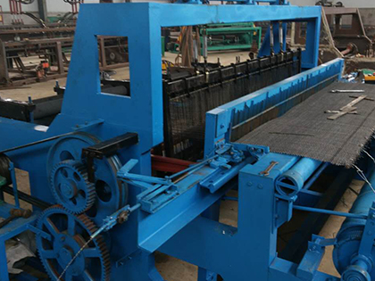 半自動液壓軋花網(wǎng)機(jī)